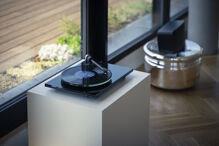 Pro-Ject T2 Super Phono + Sumiko Rainier - Gramofon, 9" rameno, předzesilovač (8)