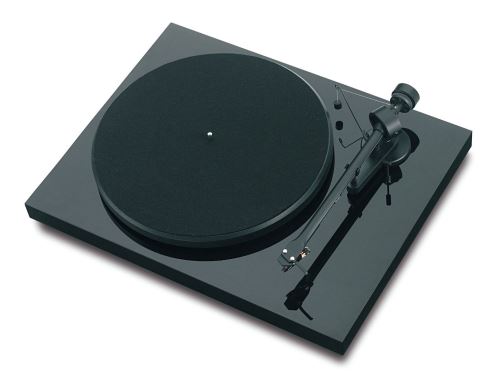 Pro-Ject DEBUT III DC piano